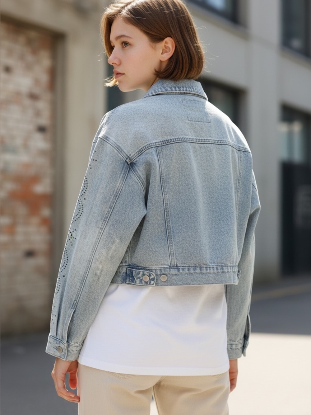 NWT PacSun Selena Gomez Rare DNM Edit Studded Cropped Denim Trucker Jacket XS - Picture 4 of 14